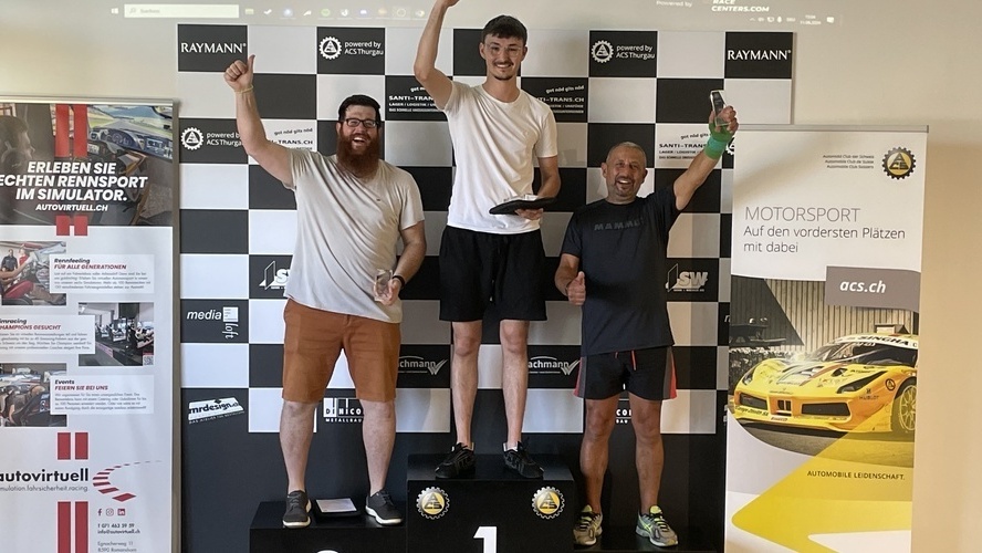 Blum ist erster Ostschweizer Meister im Simracing