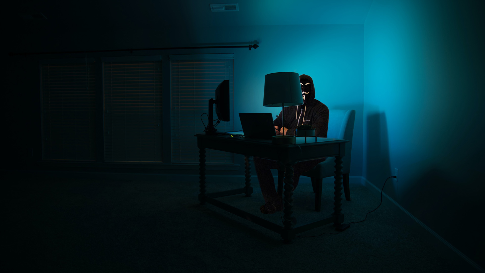 Schweizer sorgen sich um Gefahren im Cyberraum