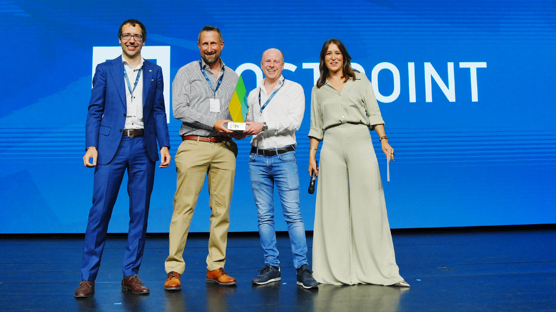 Hostpoint gewinnt ersten LLB Business Award