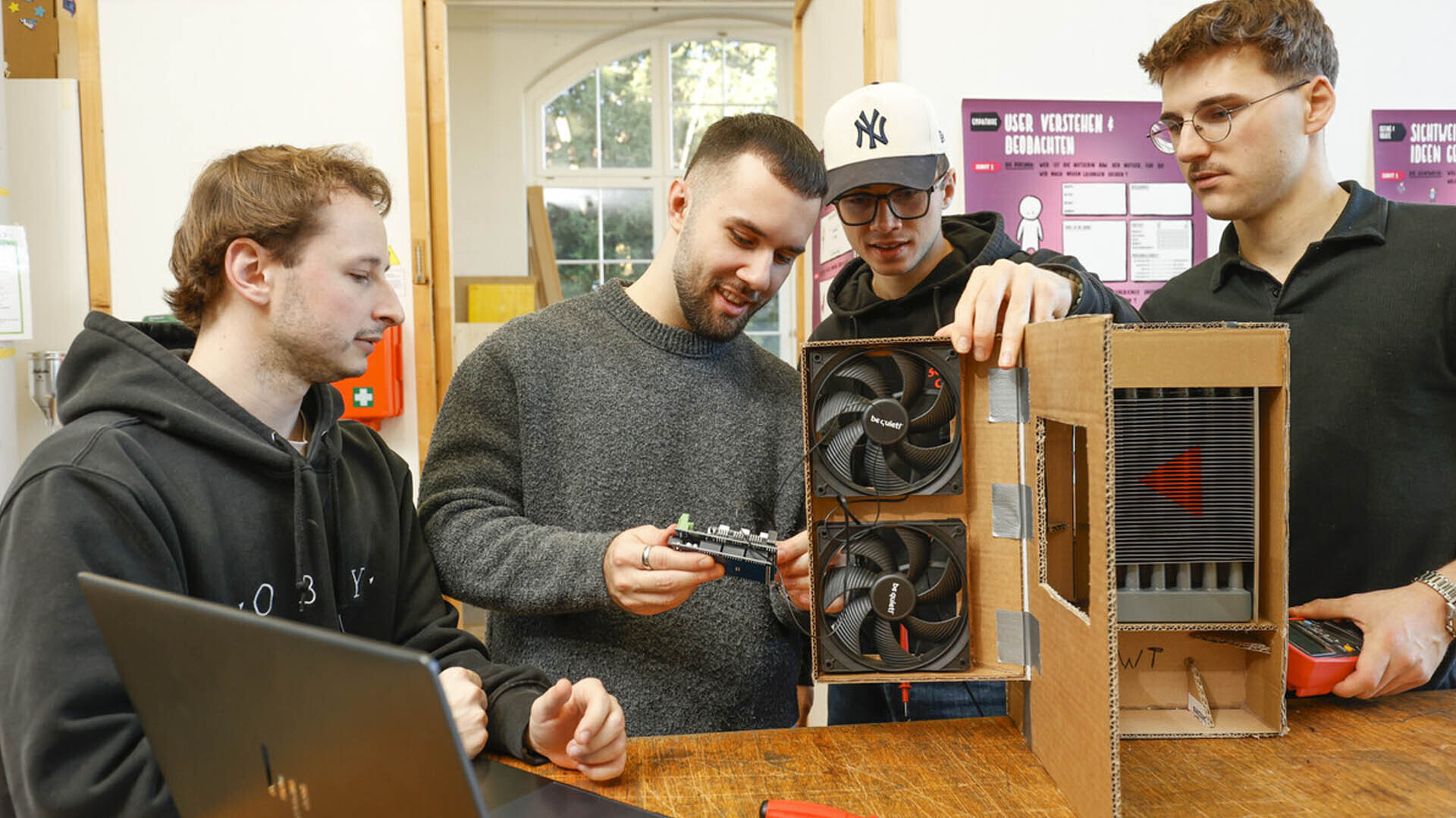 OST-Studenten entwickeln digitale Lösungen für Unternehmen