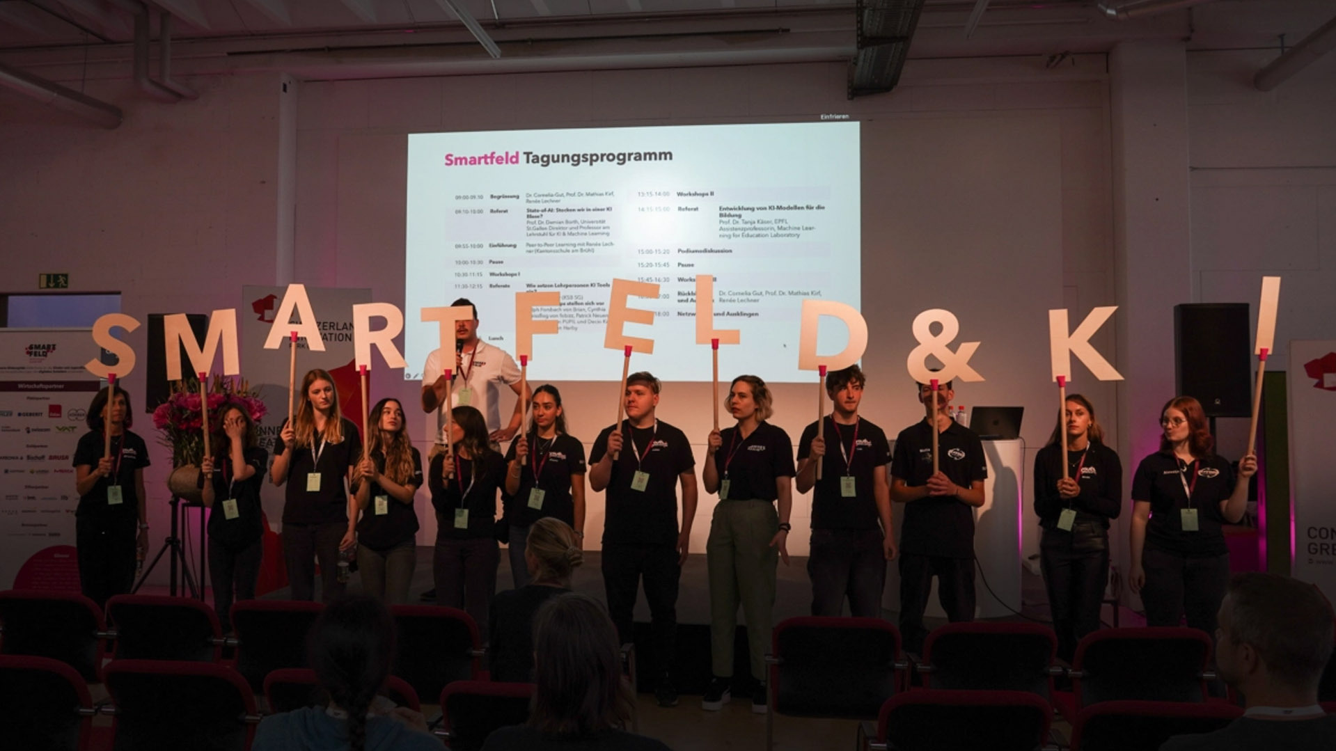 Smartfeld EduAI Summit bringt KI und Schule zusammen