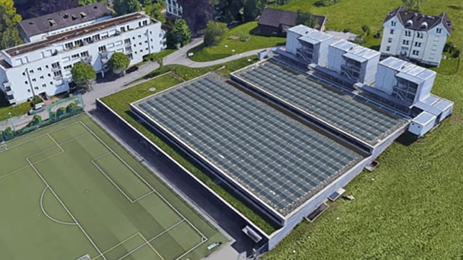 HSG-Studenten planen Solaranlage auf Sporthalle