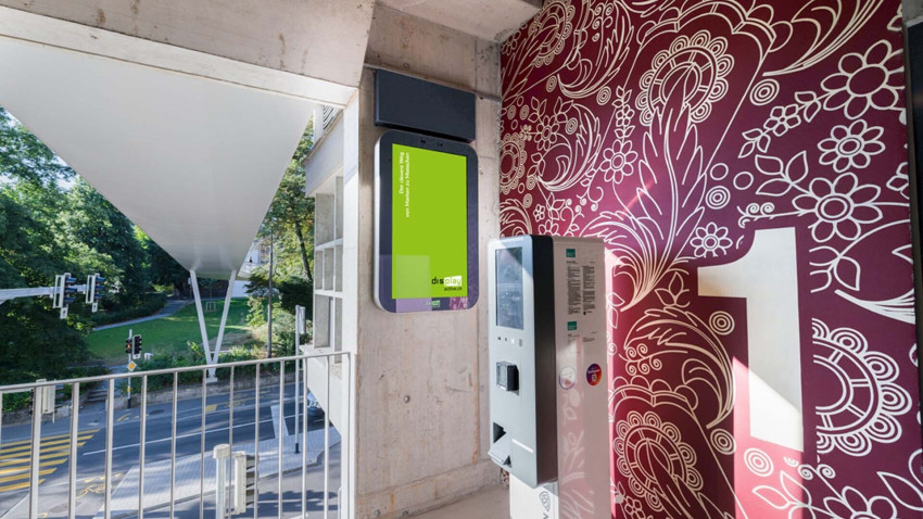 Displayactive erweitert Werbenetz im Parkhaus Central