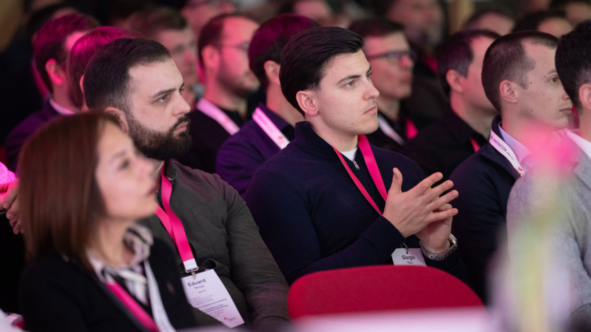 Innovationsforum zeigt KI zwischen Tool und Transformation